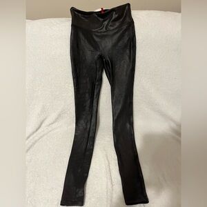 Black sheen Spanx leggings 
Size Xs
Great condition